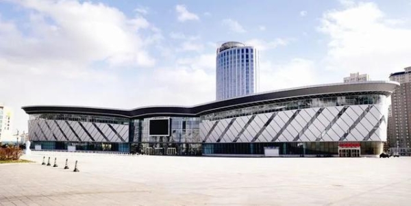 赤峰亞星國際老太太電話-第1張圖片