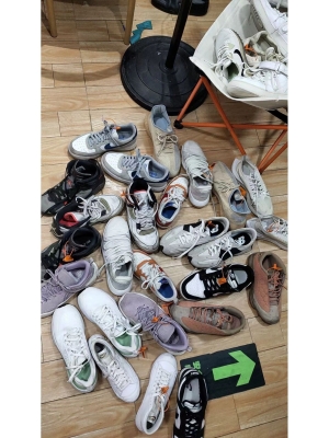 赤峰洗鞋修復(fù)店電話多少號(hào)-第1張圖片