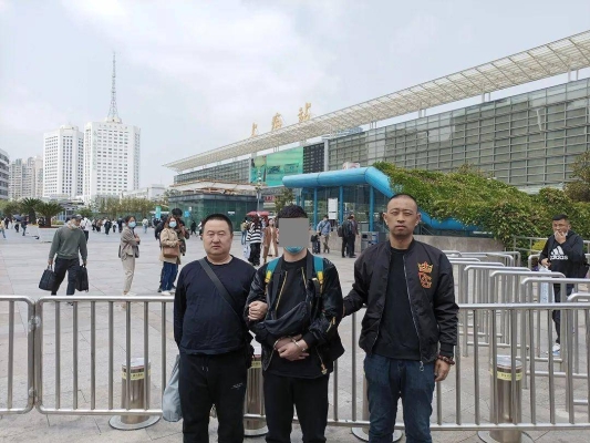 赤峰到東勝的私家車電話號碼-第1張圖片