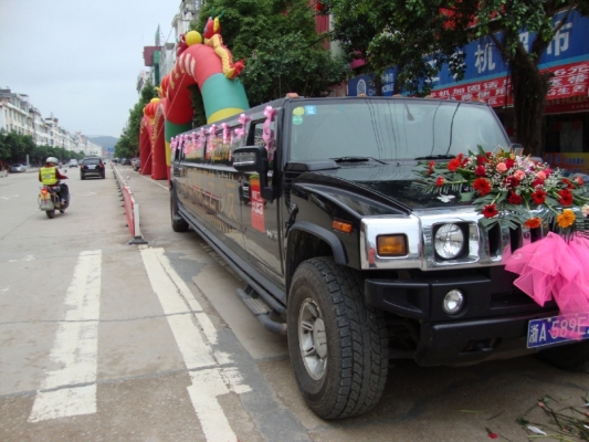 赤峰悍馬車隊(duì)電話多少啊-第1張圖片