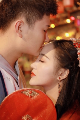 赤峰曼城攝影工作室電話號(hào)碼-第1張圖片