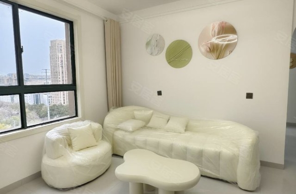 赤峰市金百合東區(qū)二手房-第1張圖片