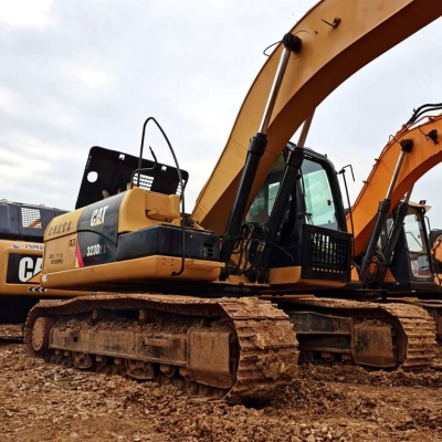 赤峰中型挖機(jī)銷售電話是多少號(hào)-第1張圖片