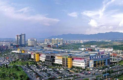 赤峰小商品市場(chǎng)在哪-第1張圖片