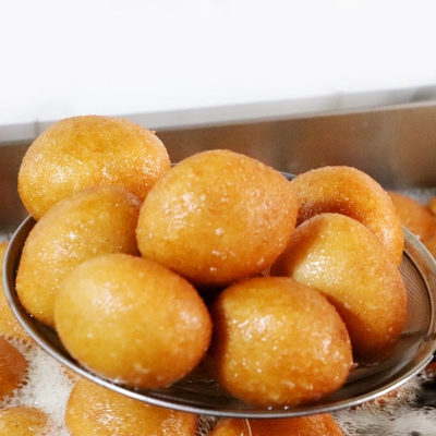 赤峰市老式油炸糕店電話號(hào)碼-第1張圖片