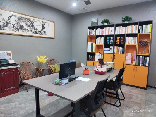 赤峰壁布師傅招聘網(wǎng)站電話號(hào)碼-第1張圖片