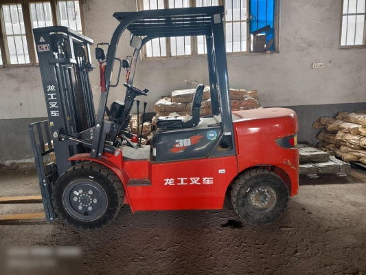 赤峰3噸叉車經(jīng)銷商電話號碼-第1張圖片