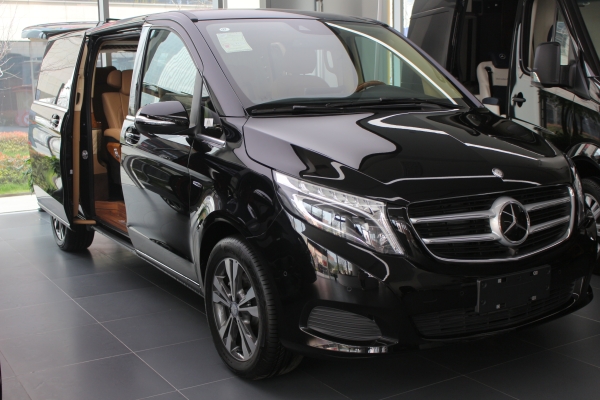 赤峰奔馳4s店客服電話-第1張圖片