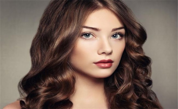 赤峰金顏美容美發(fā)電話號碼-第1張圖片