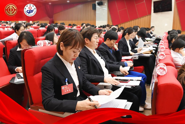 赤峰市醫(yī)院宋楠簡介電話號碼-第1張圖片