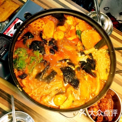 找赤峰賣粘糕的店鋪電話號碼-第1張圖片