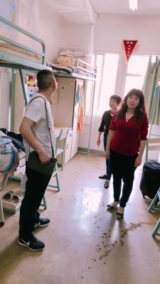 赤峰學(xué)院德育處電話號(hào)碼是多少-第1張圖片