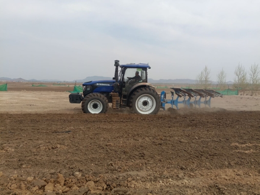 赤峰橋北拖拉機(jī)維修電話號(hào)碼-第1張圖片