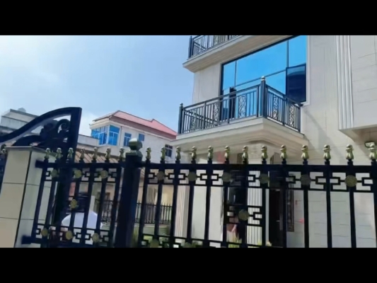 赤峰定制鋁藝護欄電話多少號-第1張圖片