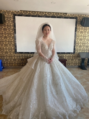 赤峰哪里可以租婚紗-第1張圖片