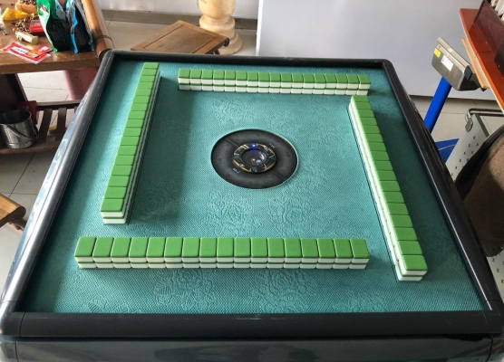 赤峰二手展示設(shè)備轉(zhuǎn)讓電話號碼-第1張圖片