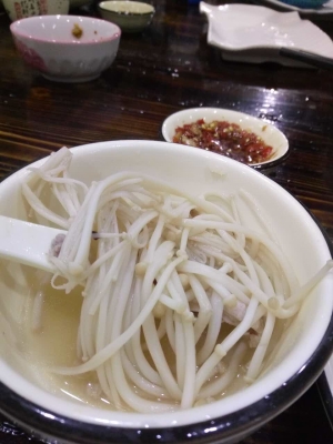 赤峰香廚家常菜館地址電話號(hào)碼-第1張圖片