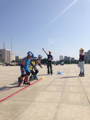 赤峰大板輪滑培訓(xùn)班電話號(hào)碼-第1張圖片