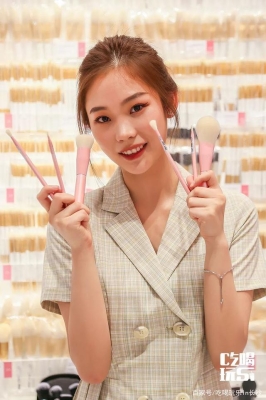 赤峰彩妝集合店電話號碼查詢-第1張圖片