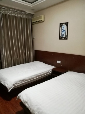 赤峰新華路火鍋店電話號碼-第1張圖片