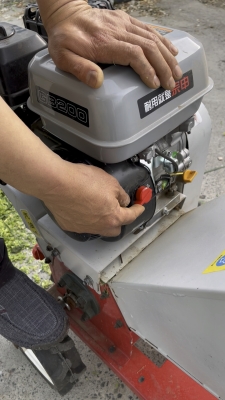 赤峰市扎草機(jī)出租電話號(hào)碼-第1張圖片