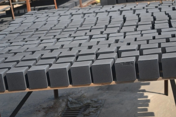 赤峰賣活性炭電話多少啊-第1張圖片