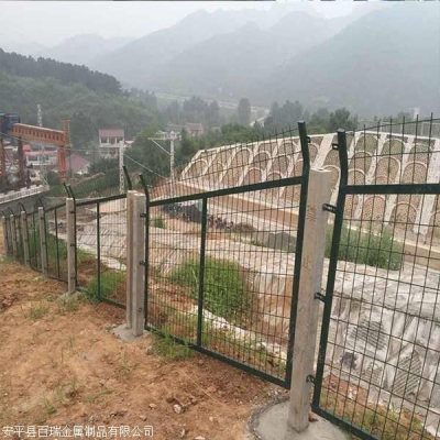 赤峰彩虹橋護(hù)欄廠家電話(huà)號(hào)碼-第1張圖片