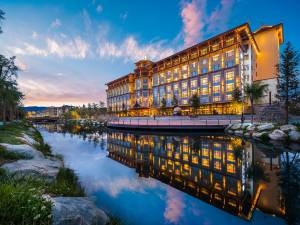 赤峰萬合福邸附近飯店電話號(hào)碼-第1張圖片