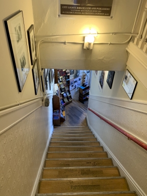 赤峰醫(yī)學(xué)書店地址電話是多少號(hào)-第1張圖片