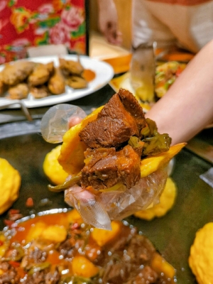 赤峰東北菜熏大餅店電話號碼-第1張圖片