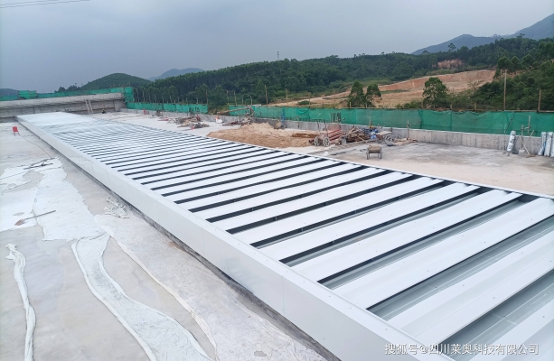 赤峰薄型通風(fēng)天窗批發(fā)電話號(hào)碼-第1張圖片