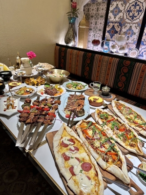 赤峰市駱駝肉銷(xiāo)售店電話(huà)號(hào)碼-第1張圖片