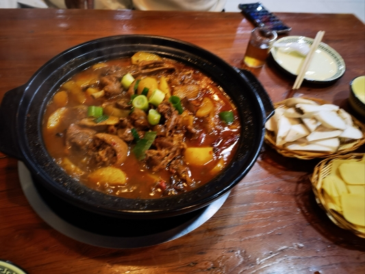 赤峰固始鵝塊火鍋店電話號(hào)碼-第1張圖片