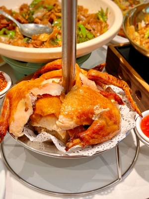 赤峰萬達(dá)周大廚訂餐電話號(hào)碼-第1張圖片