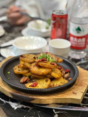 赤峰李師傅砂鍋店電話多少號-第1張圖片