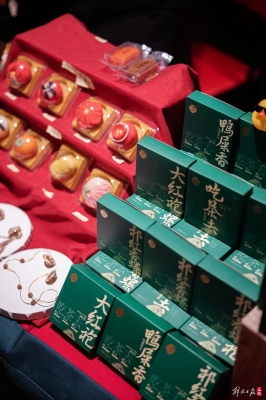 赤峰有賣黑膠管嗎電話號(hào)碼-第1張圖片