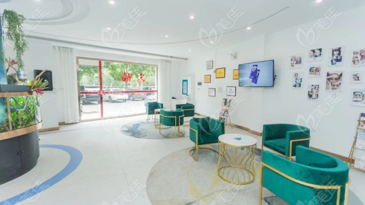 赤峰上門(mén)美容師電話號(hào)碼多少-第1張圖片