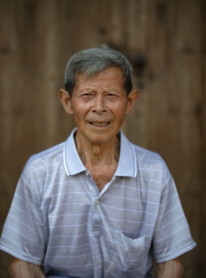 赤峰二丫老叔電話地址是多少號-第1張圖片