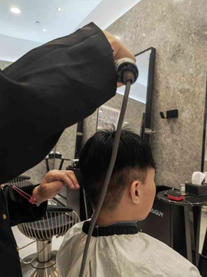 赤峰平莊華潤(rùn)美發(fā)廳電話(huà)號(hào)碼-第1張圖片