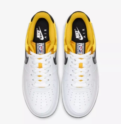 赤峰球鞋實(shí)體店電話號(hào)碼查詢-第1張圖片