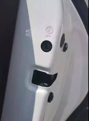 赤峰車門修復(fù)電話地址是多少號-第1張圖片