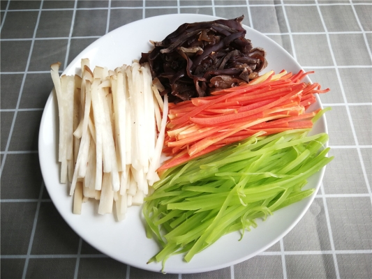 赤峰市魚香肉絲飯店電話號碼-第1張圖片