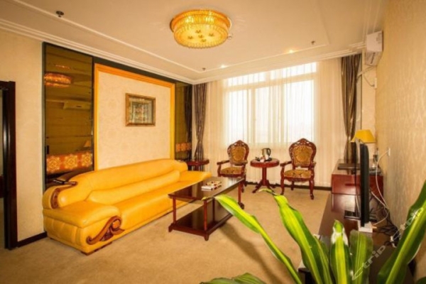 赤峰萬(wàn)達(dá)酒店婚房電話號(hào)碼-第1張圖片