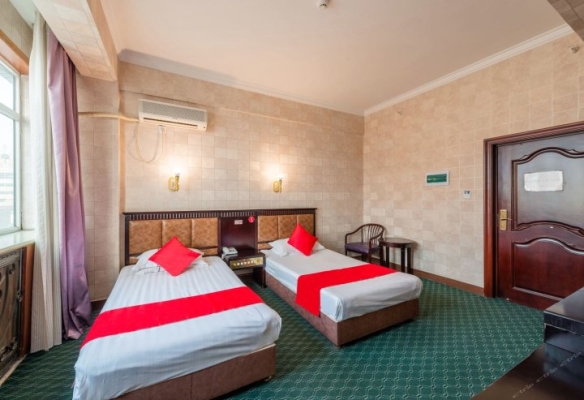 赤峰市區(qū)住宿團(tuán)購電話地址查詢-第1張圖片