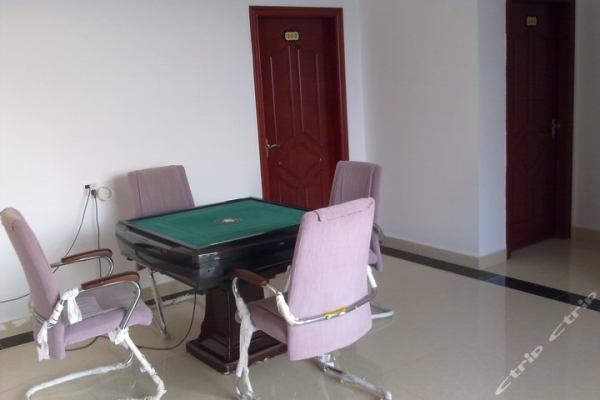 赤峰海燕民宿電話地址是多少號-第1張圖片