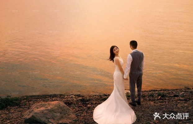 赤峰樂瑪婚紗攝影電話多少號(hào)-第1張圖片