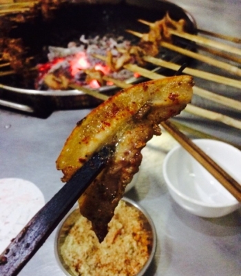 赤峰永業(yè)大廈燒烤店電話號碼-第1張圖片