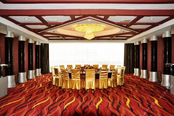 赤峰酒店折扣店電話多少號(hào)-第1張圖片