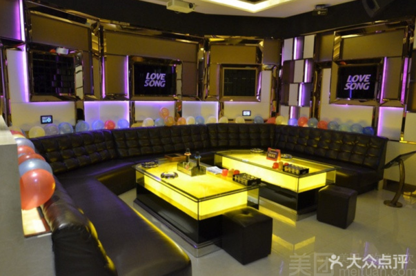 赤峰步行街歌廳電話多少號(hào)-第1張圖片