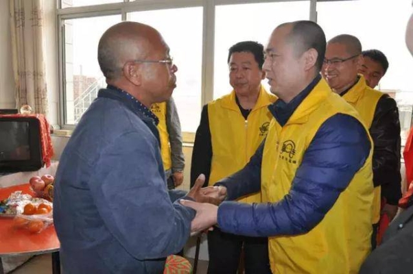 赤峰遷安拼車群電話號碼是多少-第1張圖片